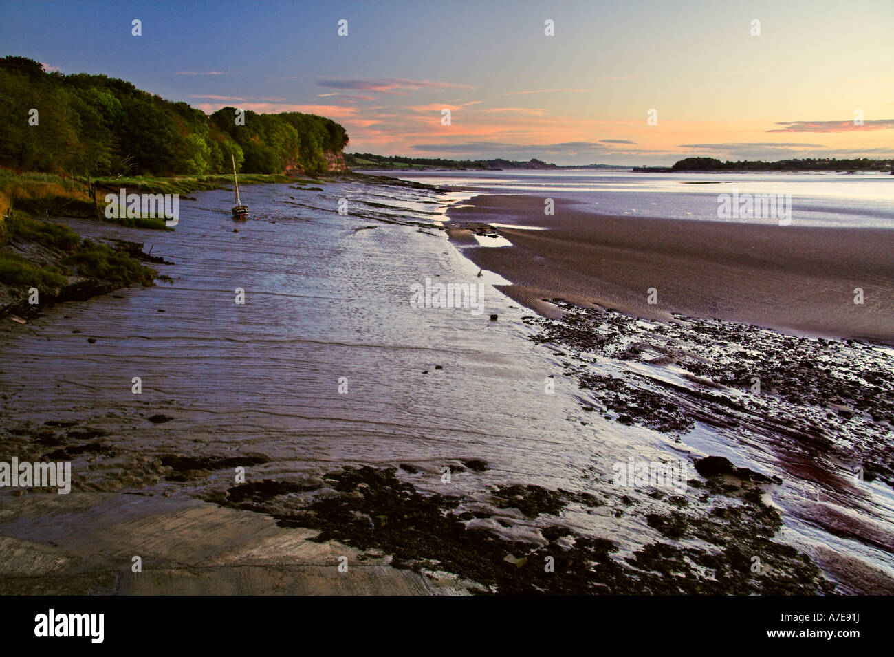 La bassa marea in Severn Estuary, Gloucestershire, Inghilterra Foto Stock