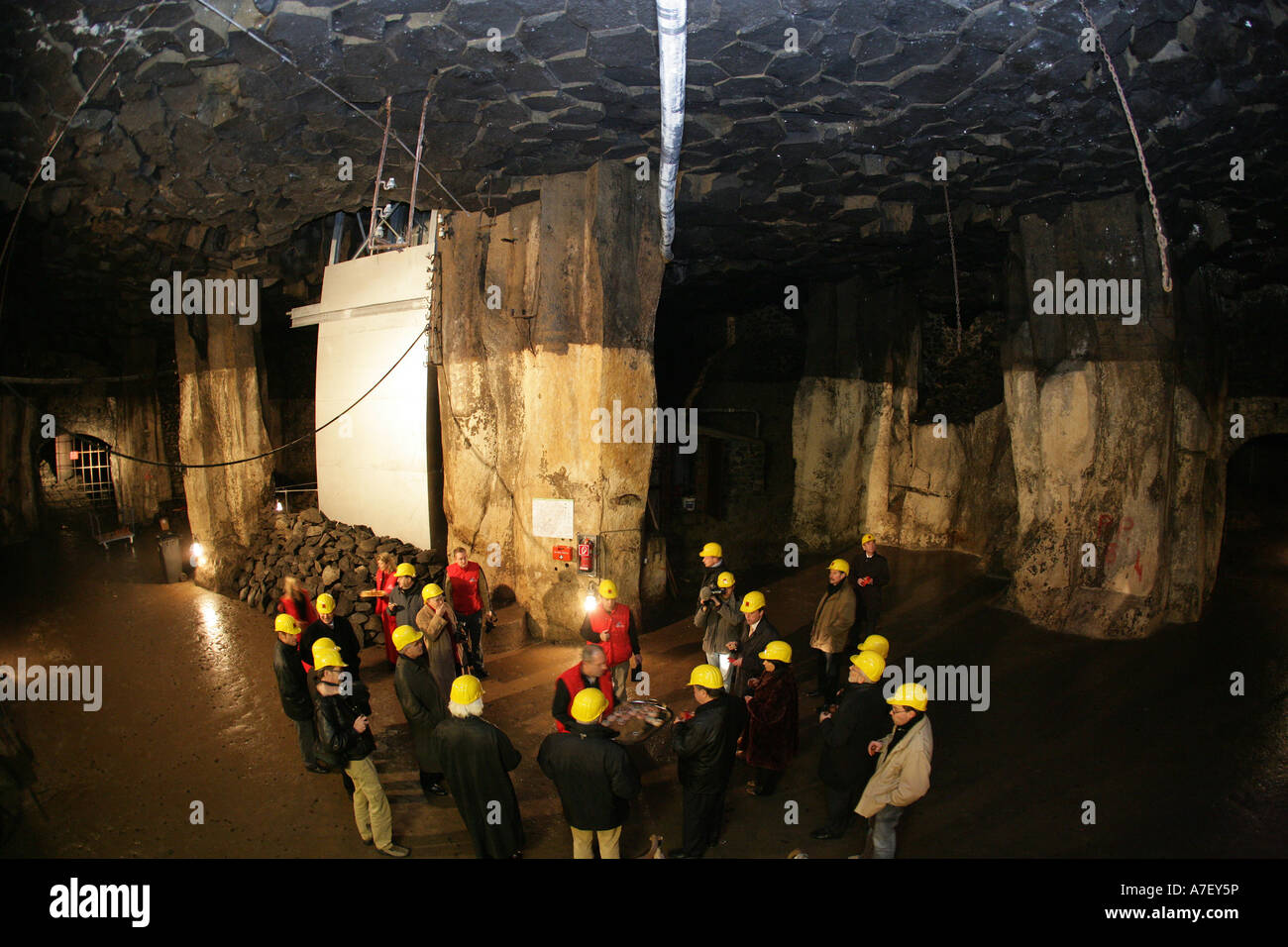 Il sotterraneo città di Mendig sono grandi cantine di lava Renania-Palatinato, Germania Foto Stock