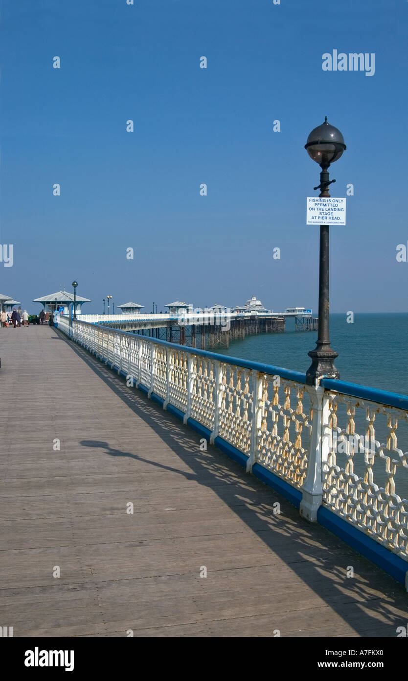 Llandudno Pier il Galles del Nord Foto Stock