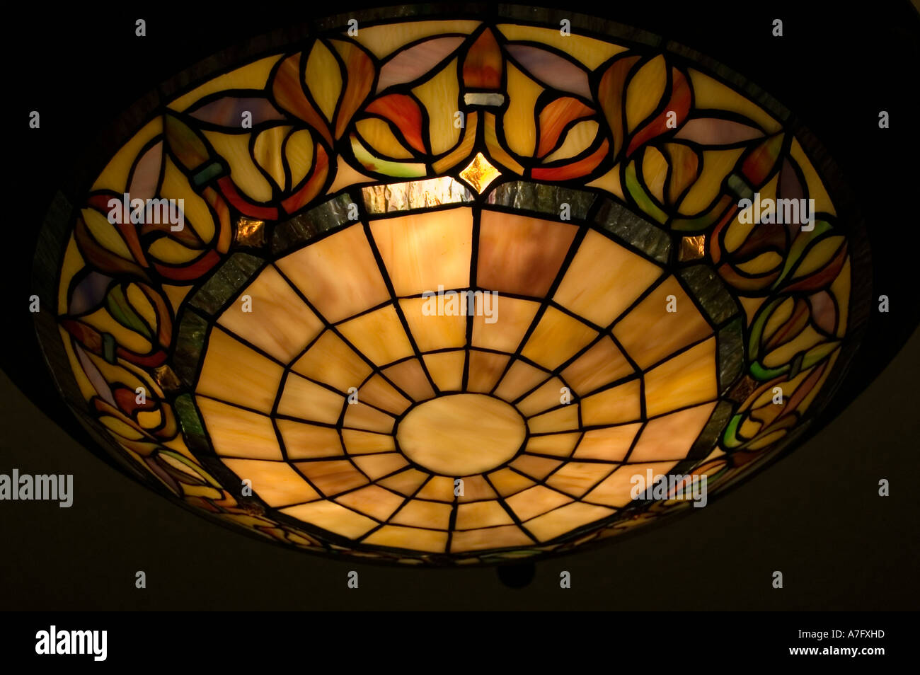Lampada Tiffany modello di vetro di copertura Foto Stock