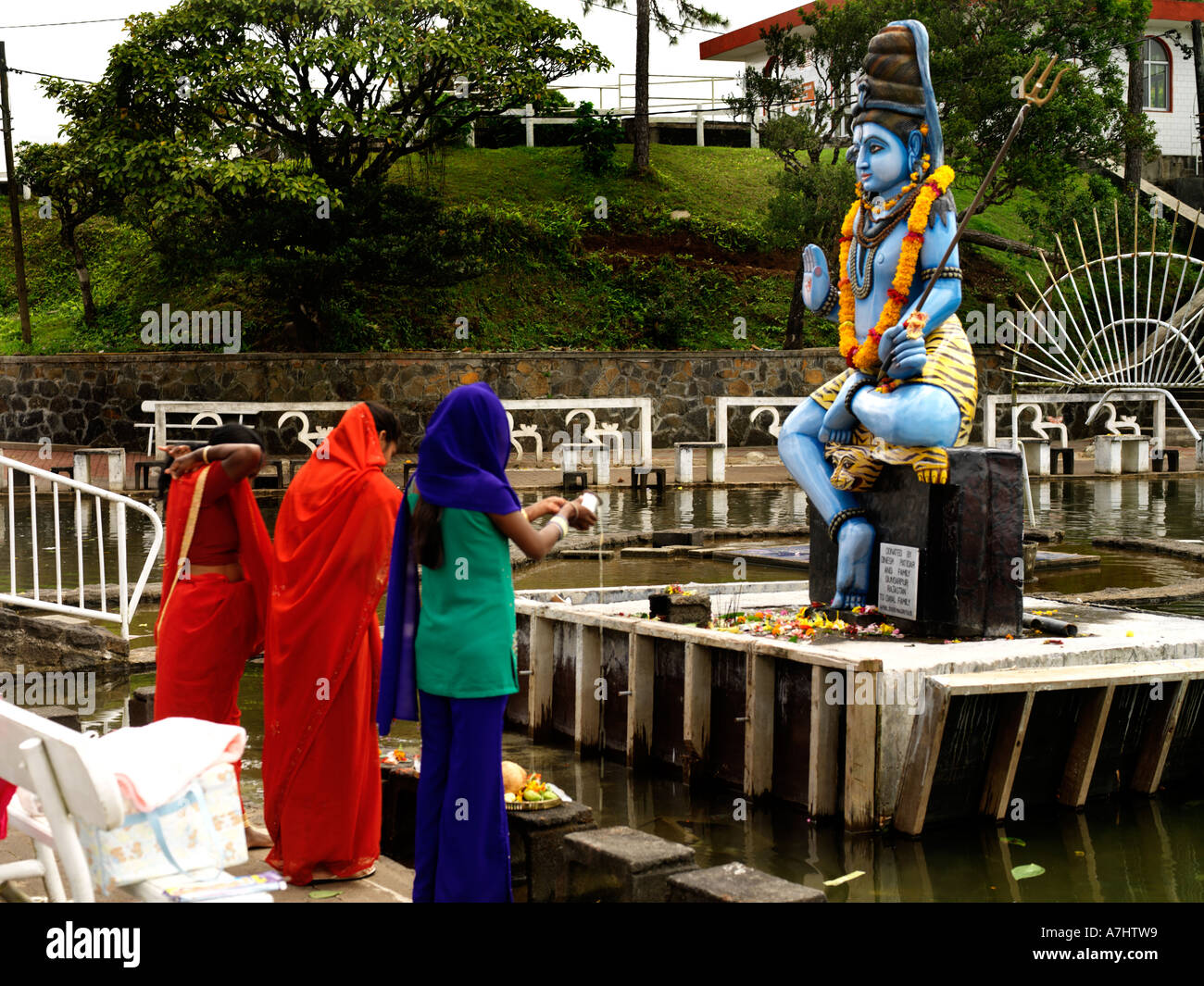 Ganga Talao Grand Bassin Maurizio adorando Shiva Foto Stock