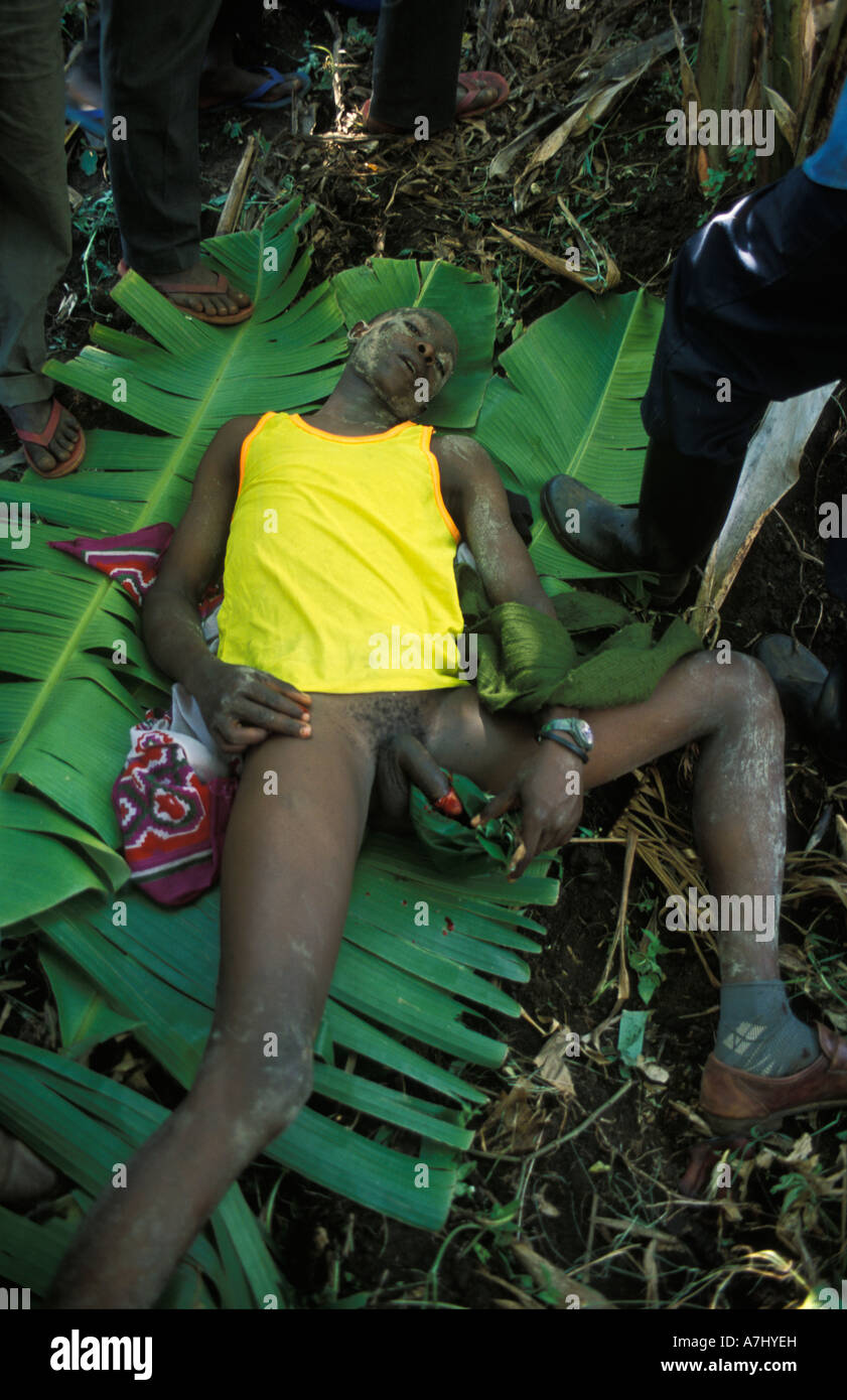La circoncisione Bagisu cerimonia Mbale Uganda Foto Stock