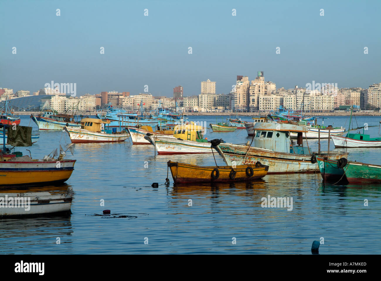 Barche da pesca nel Porto Orientale Alessandria, Egitto Foto Stock