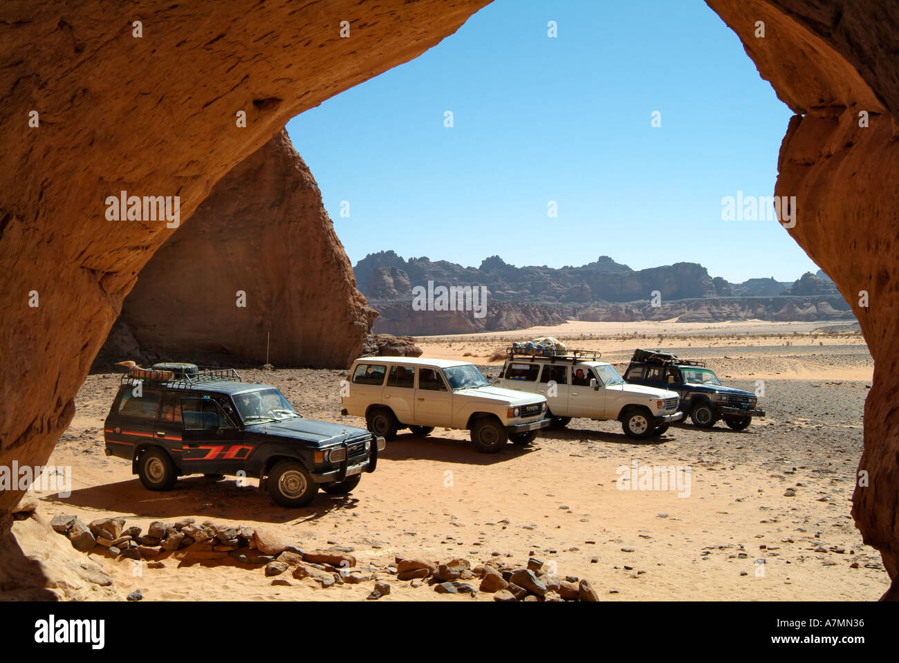 Il Jeep safari nel Jebel Acacus, il Deserto del Sahara, Libia Foto Stock