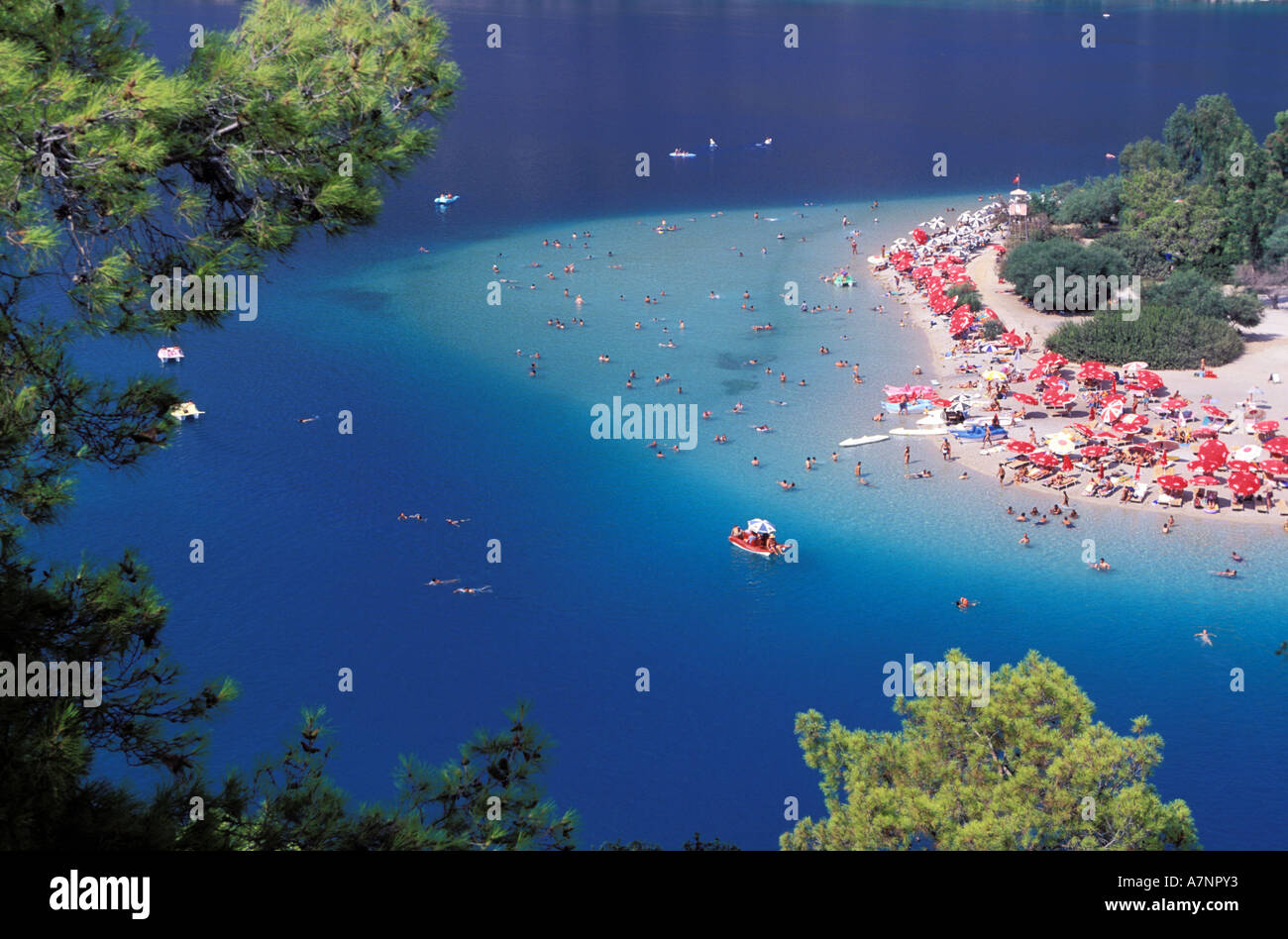 Turchia Costa turchese area, Ölüdeniz, famosa spiaggia, 10 miglia da Fethiye Foto Stock