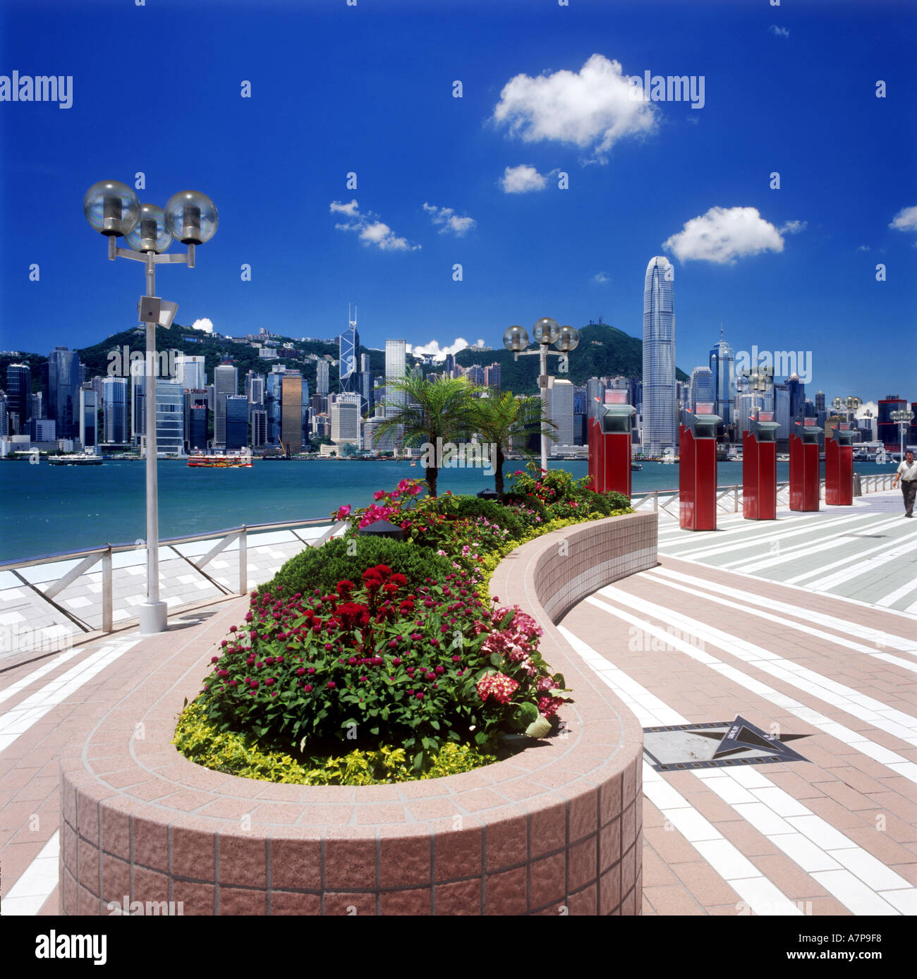 Isola di Hong Kong vista da Tsim Sha Tsui, Hong Kong Foto Stock