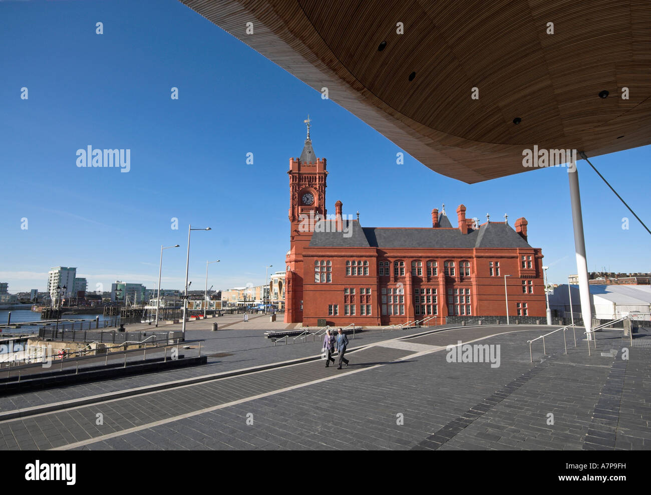 Edificio Pierhead, Baia di Cardiff, Cardiff Caerdydd), Wales, Regno Unito Foto Stock
