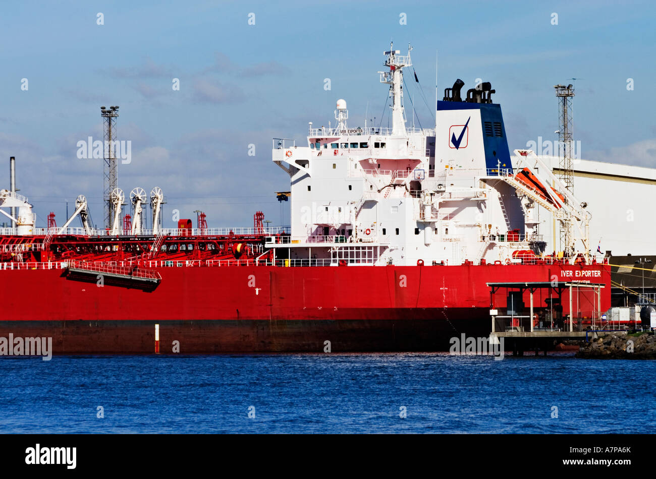 Industria di spedizione / una petroliera di petrolio scarico del combustibile.Il "Porto di Melbourne' Melbourne Victoria Australia. Foto Stock