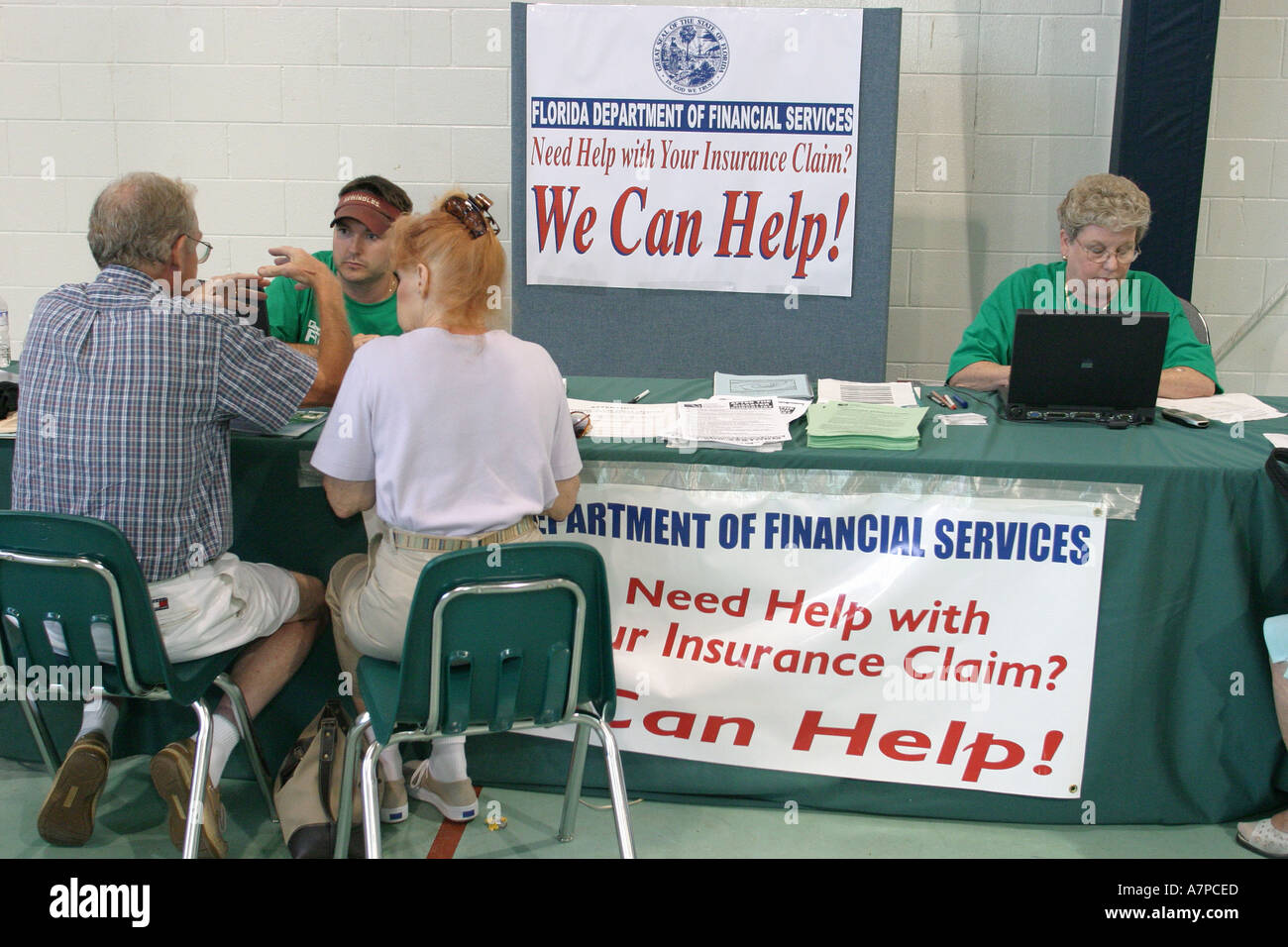 Florida Charlotte County, Port Charlotte, state FEMA Disaster Recovery Center, centro, Federal Emergency Management Agency, meteo, uragano Charley Damag Foto Stock