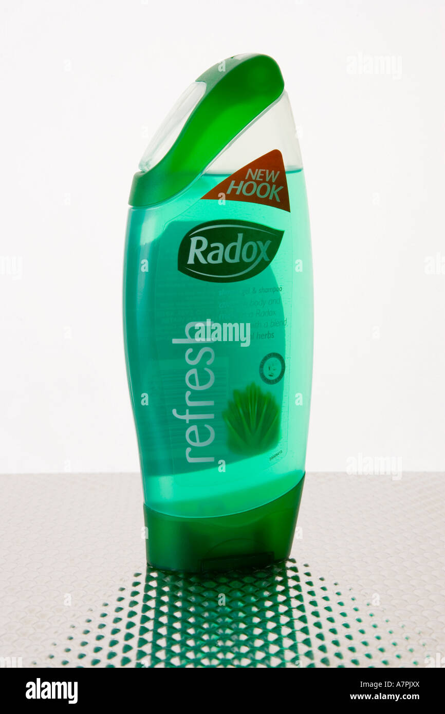 Radox gel doccia e shampoo Foto Stock