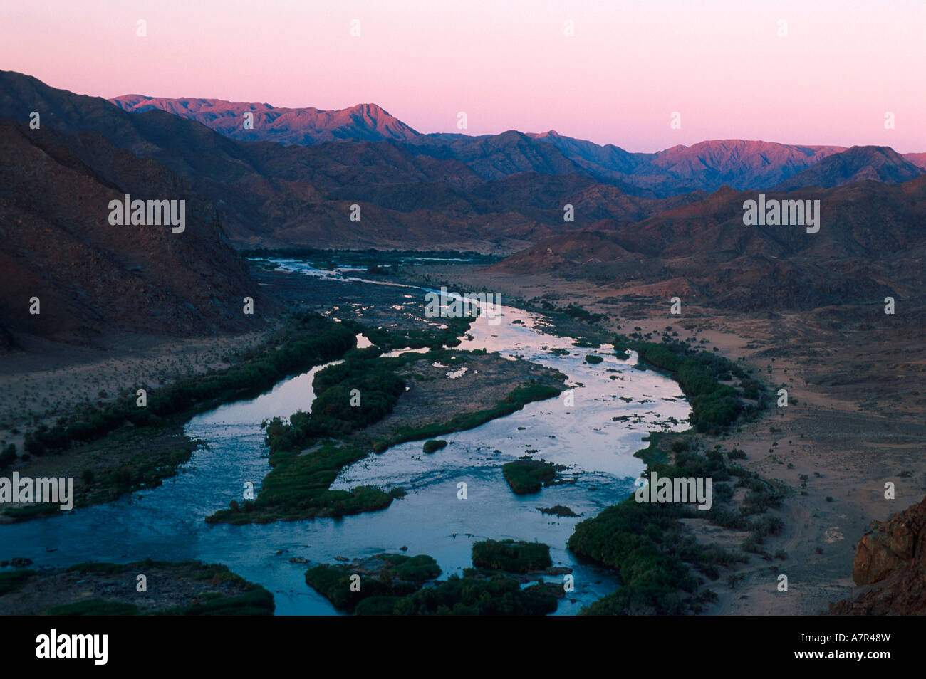 Vista del fiume Orange da Richtersberg Richtersveld settentrionale della provincia del Capo Sud Africa Foto Stock