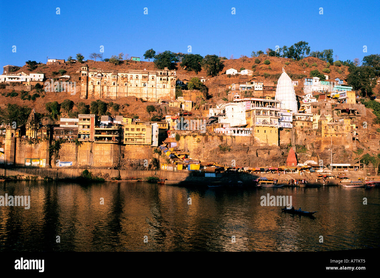 India, Madhya Pradesh, Omkareshwar, Sri Omkar Mandhata tempio sul Narmada riverside Foto Stock