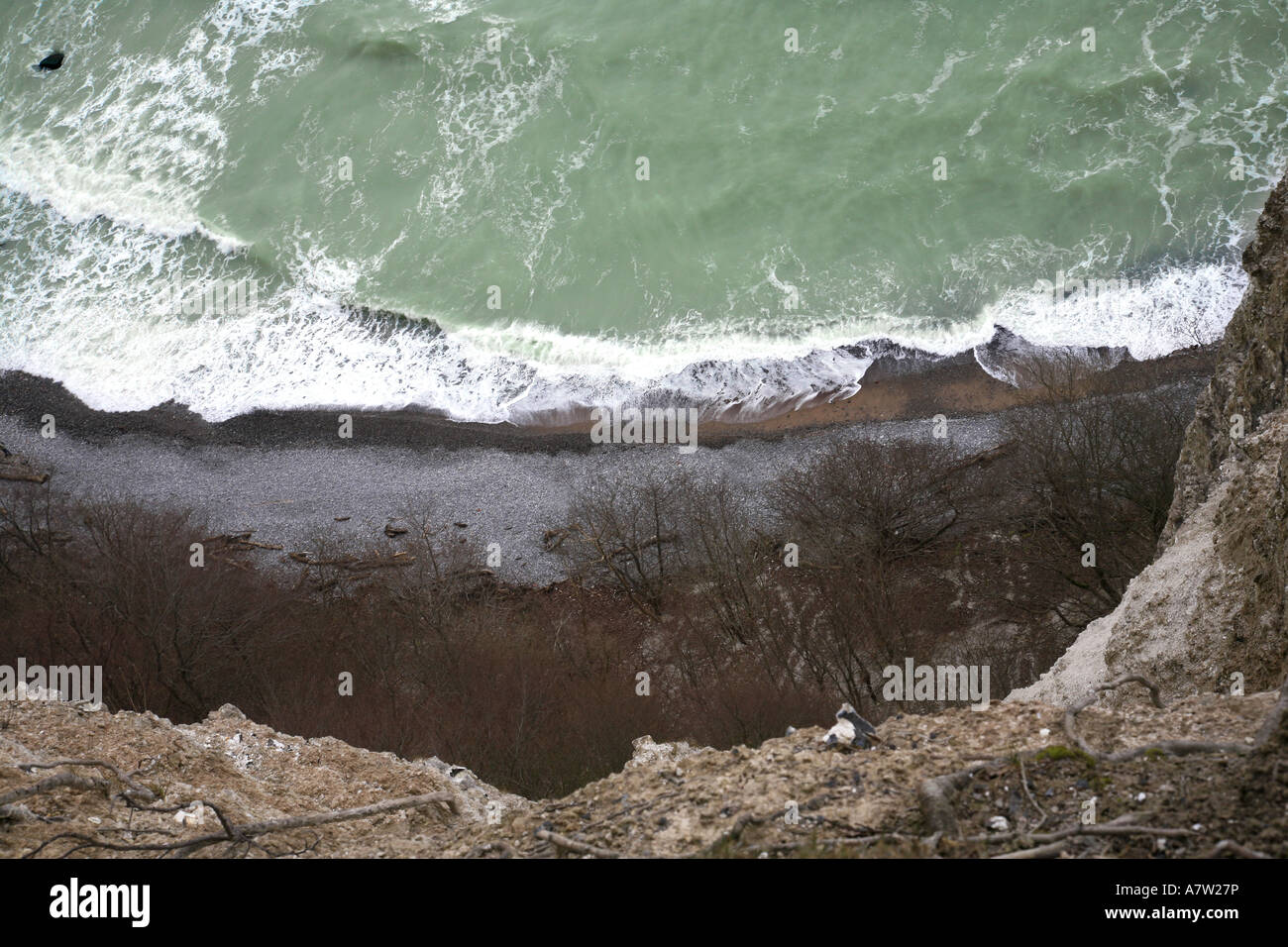 Mare surf di chalk cliff di Ruegen vista dalla vista di Victoria, Germania, Ruegen, NP Jasmund Foto Stock