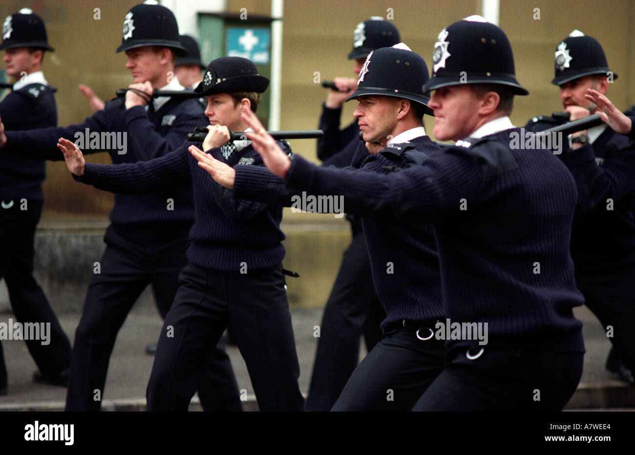 La Metropolitan Police in fase di ordine pubblico funzioni di formazione, Londra, Regno Unito. Foto Stock