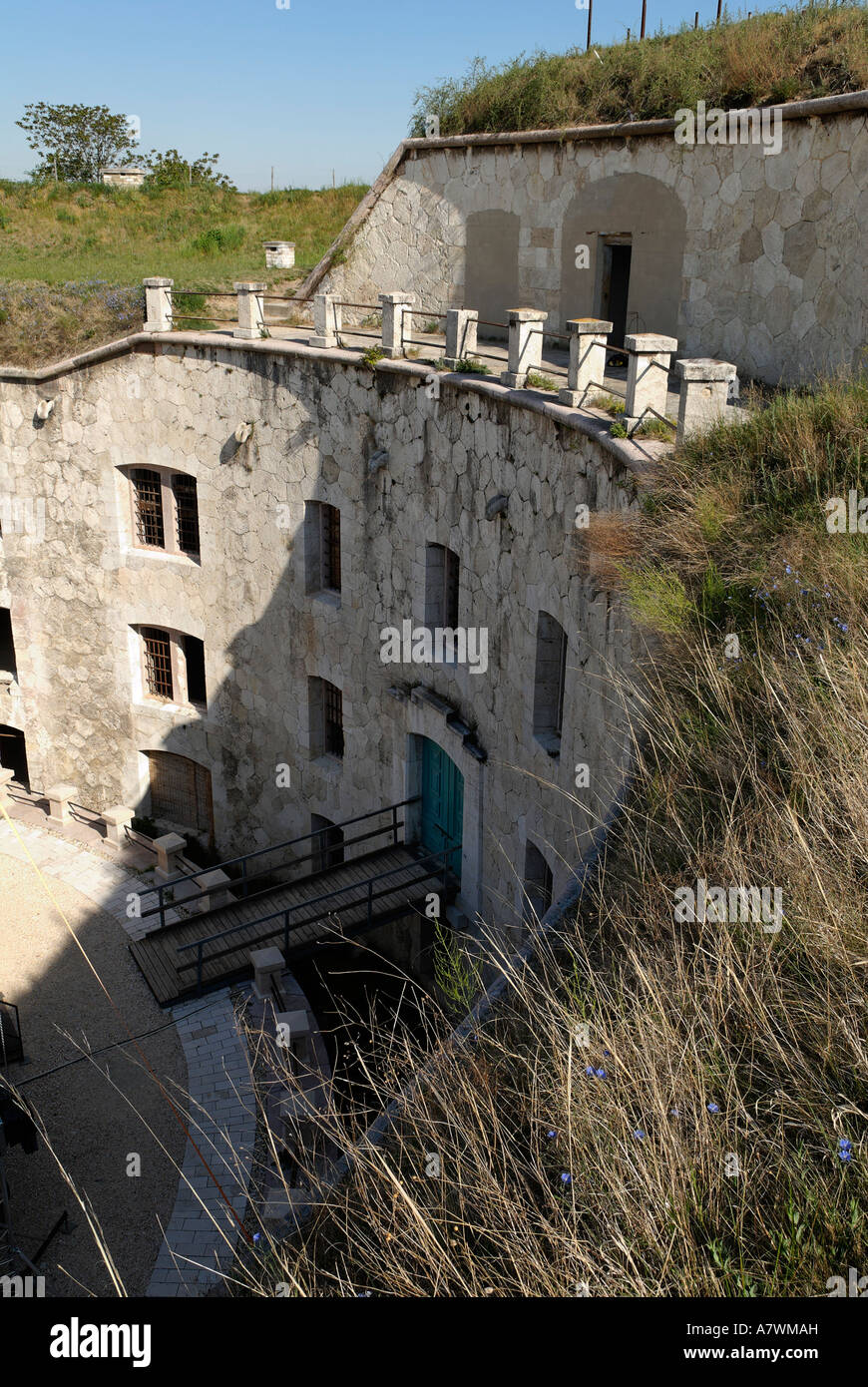 Imperiali austriache fortezza di Monostor, Fort Sandberg, patrimonio mondiale Unesco candidato, Komarom, Hungaria Foto Stock