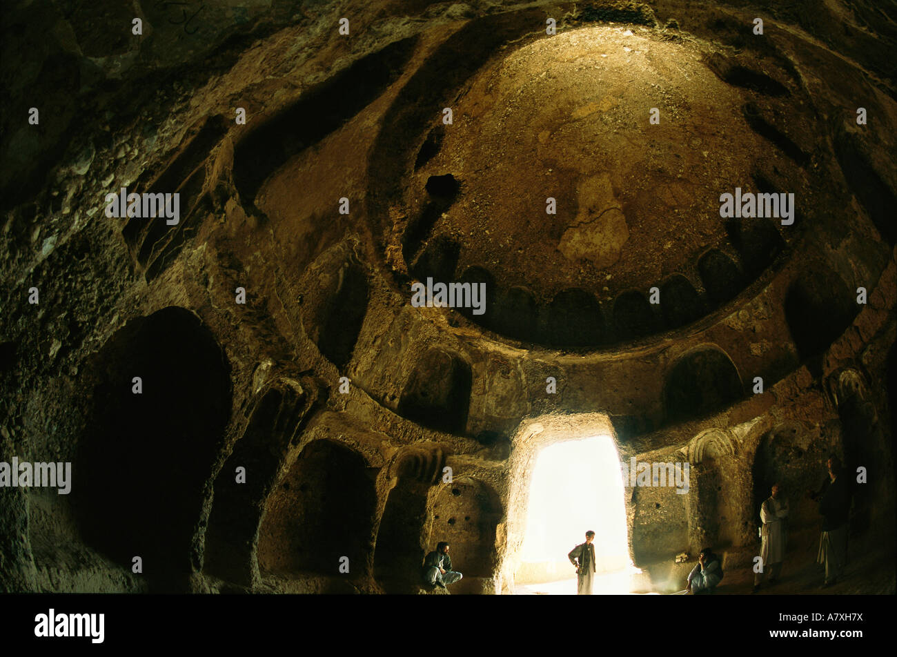 Afghanistan, santuario a cupola, sito Patrimonio Mondiale dell'UNESCO di Bamiyan, statua del Buddha e grotte monastica dal quinto e sesto secolo D.C. Foto Stock