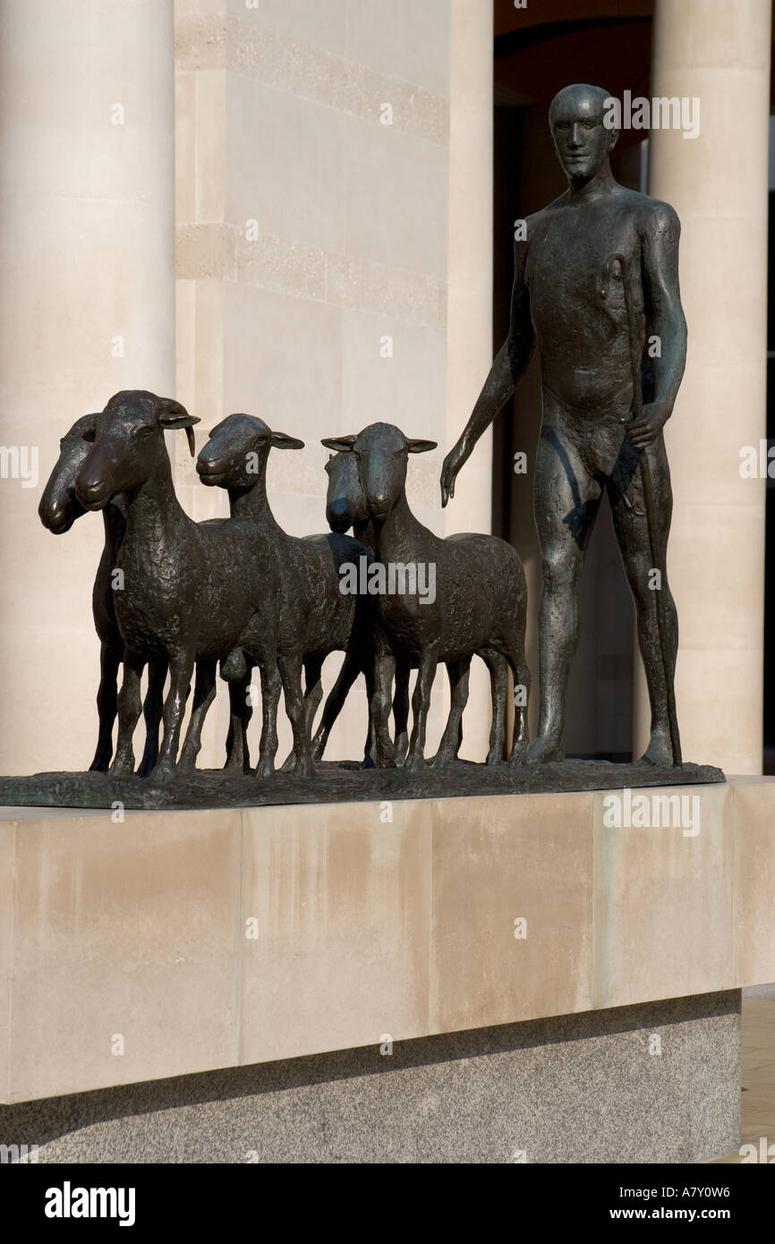 Paternoster scultura da Elisabeth Frink Paternoster square Londra Foto Stock