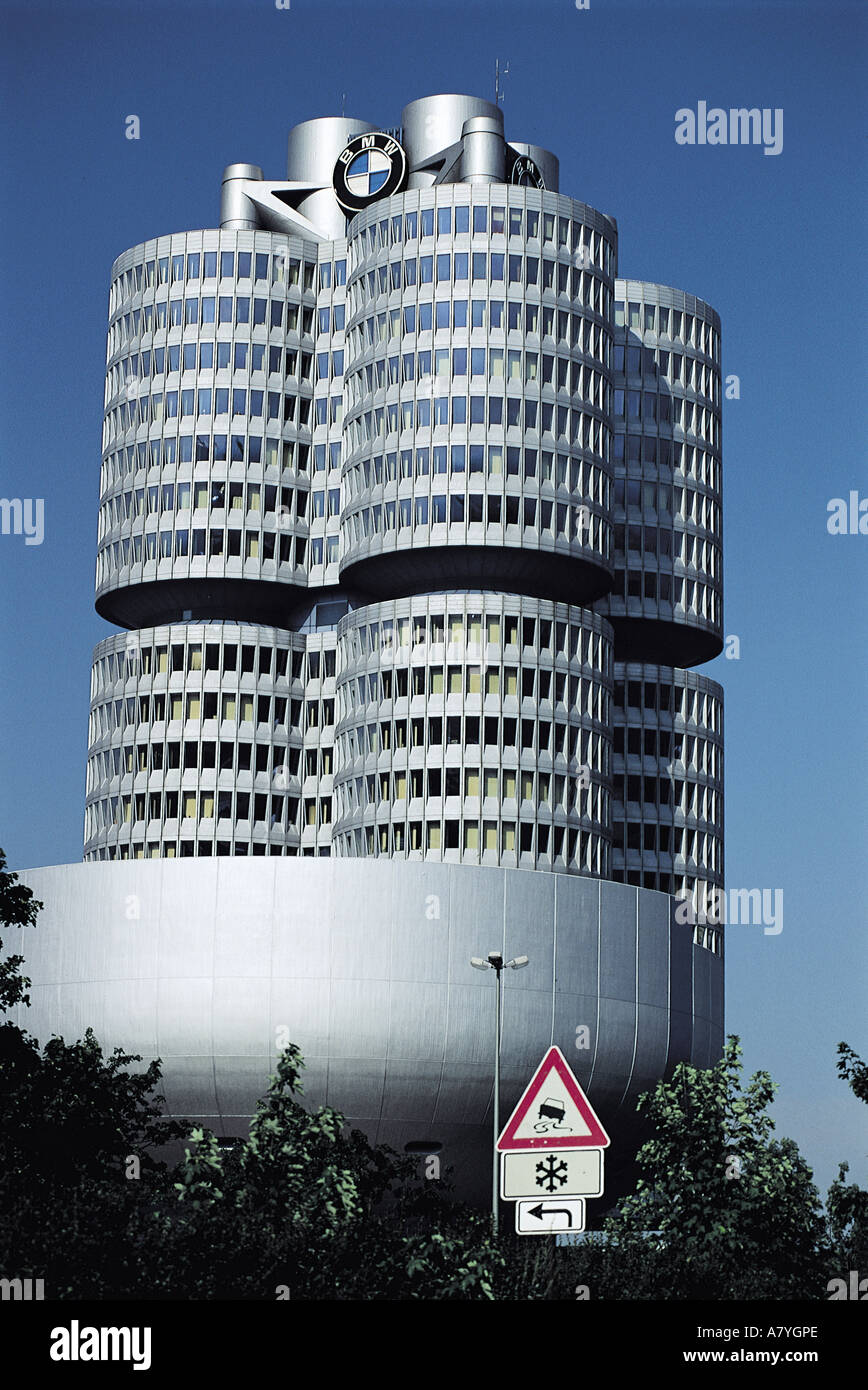 Germania, regione della Bavaria, Monaco di Baviera, sede della BMW Foto Stock