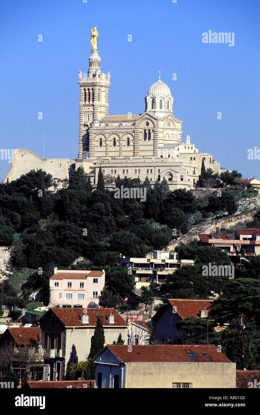 Francia, Bouches du Rhone, Marsiglia, Notre Dame de la Garde basilica Foto Stock