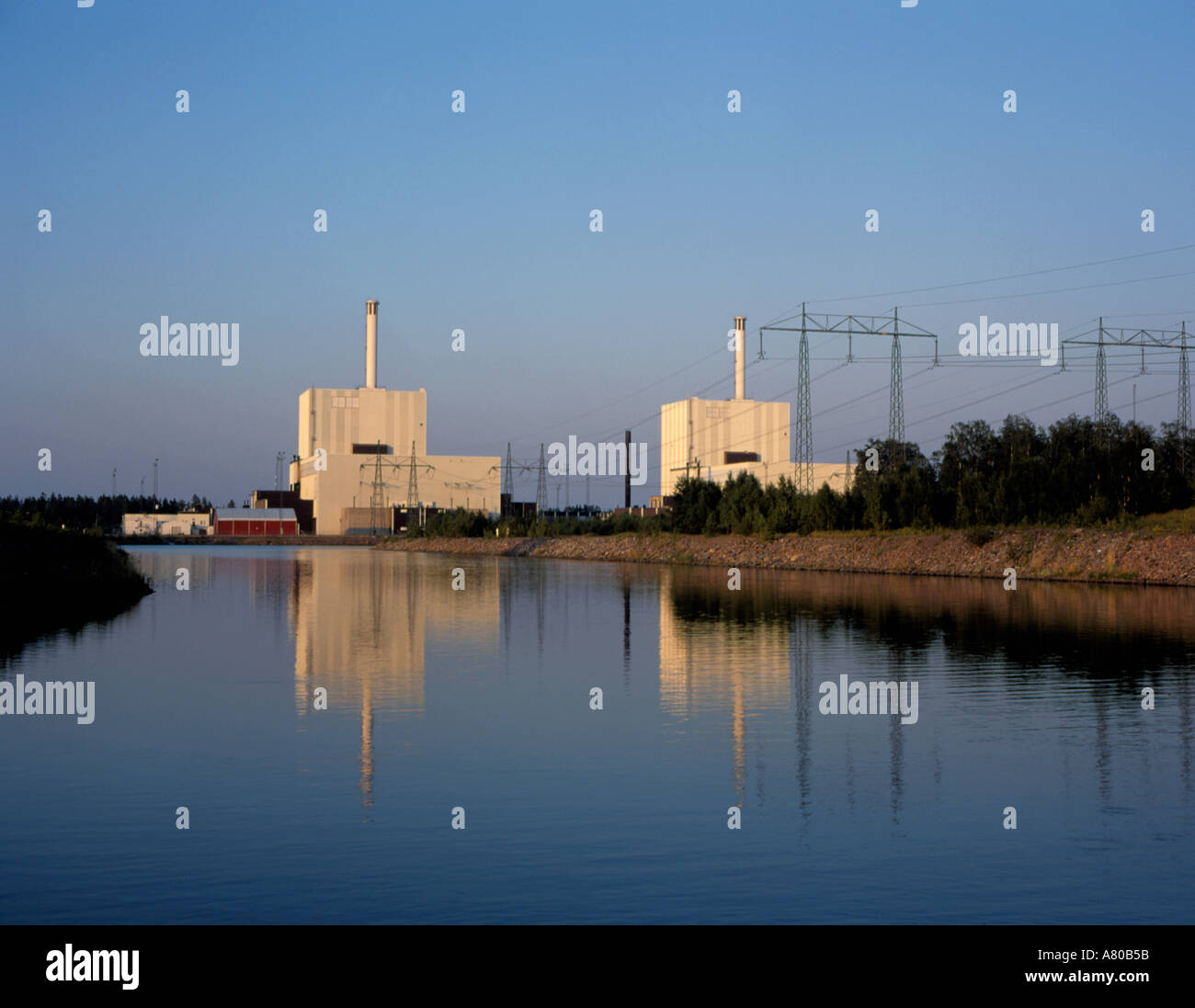 Forsmark Nuclear Power Station, a sud est di Gävle, Uppland, Svezia. Foto Stock