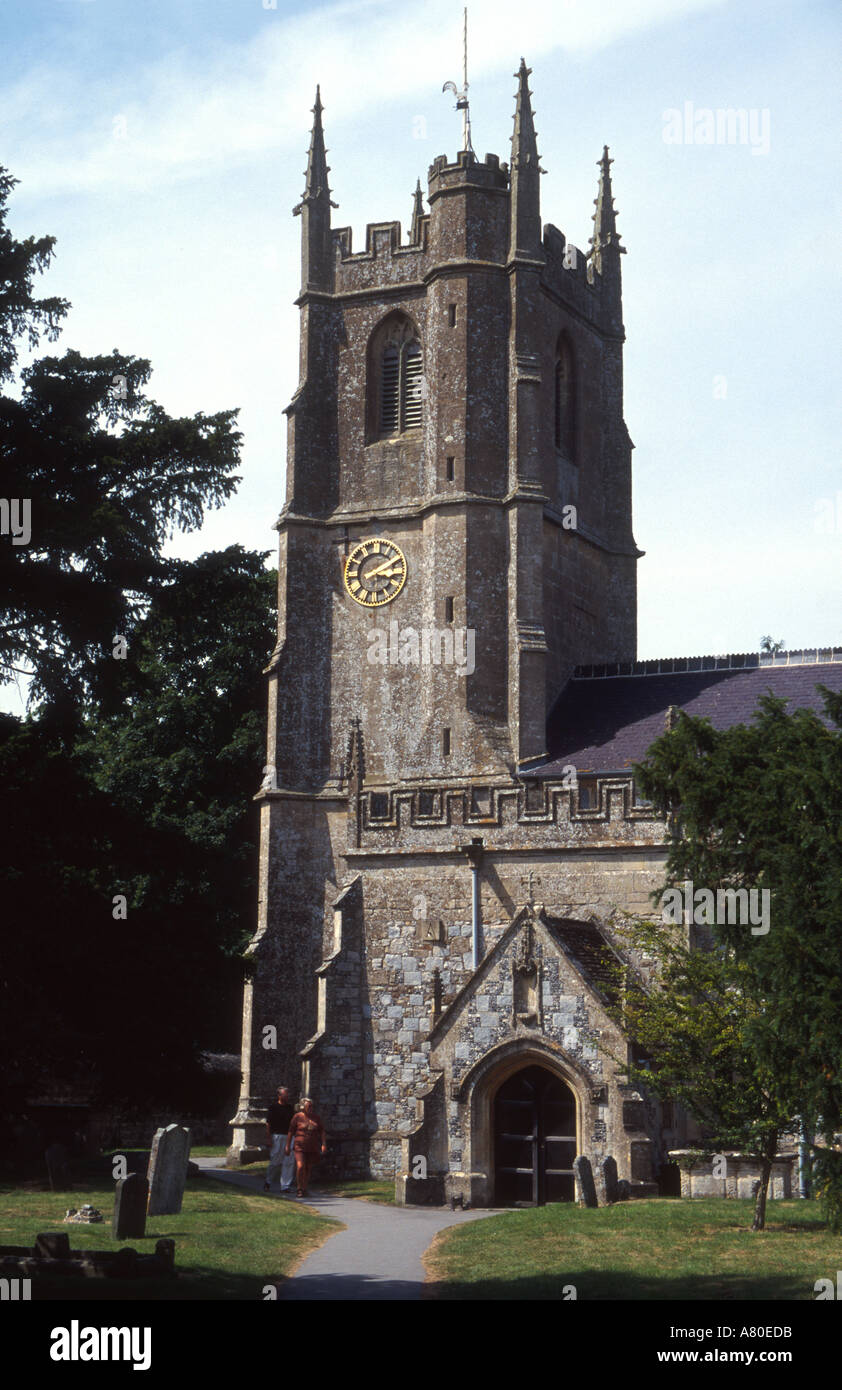 Chiesa Parrocchiale di San Giacomo di Avebury in Inghilterra Foto Stock