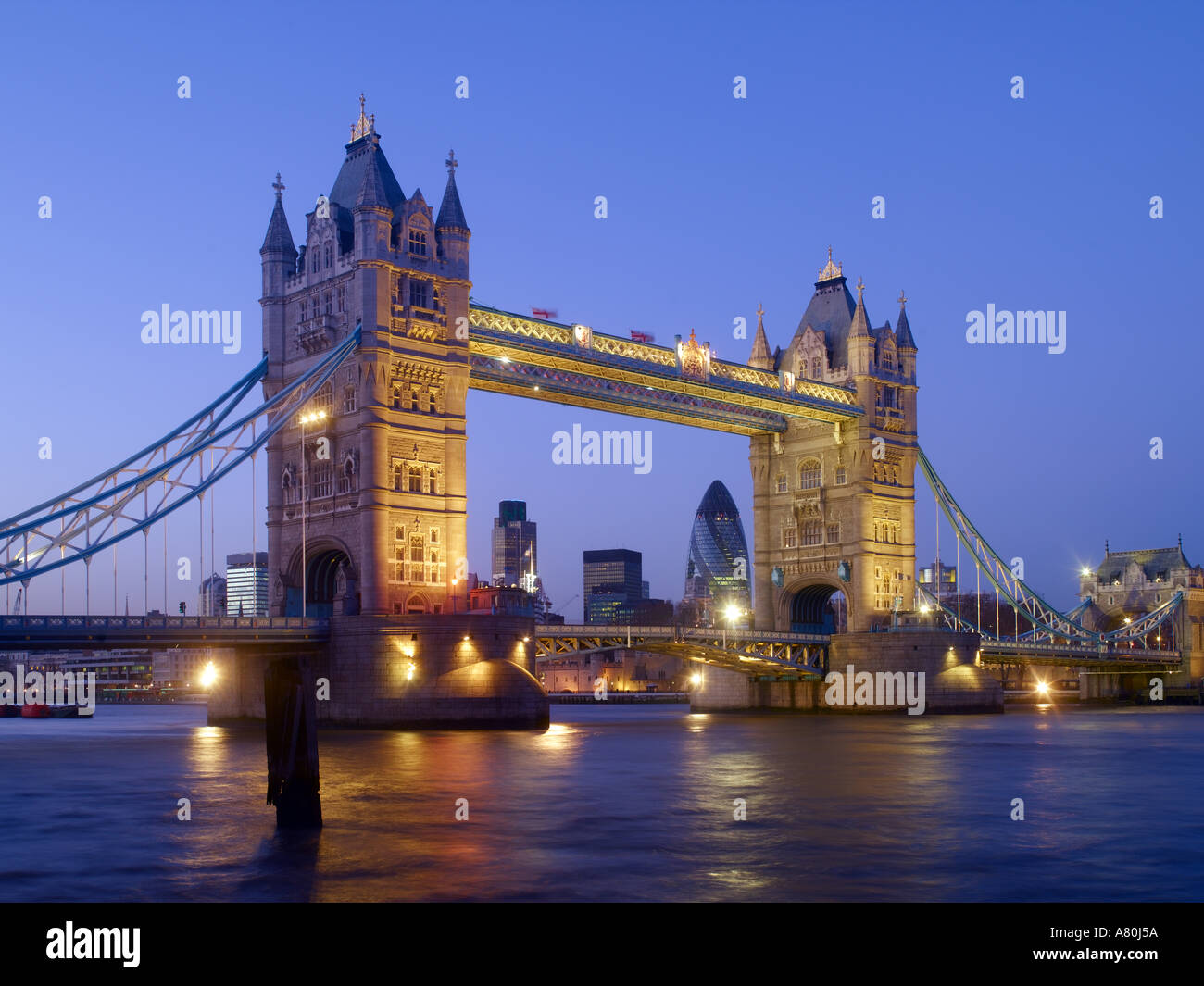 Londra, il Tower Bridge Foto Stock