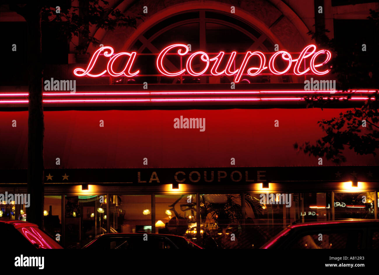 Francia, Parigi, famosa La Coupole brasserie in Montparnasse Foto Stock