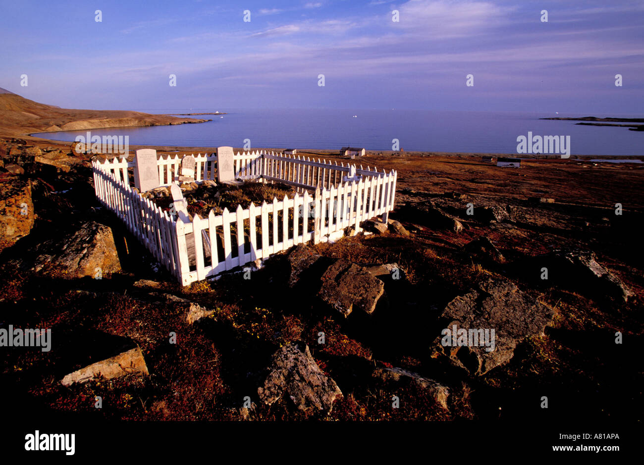 Canada, Nunavut, piccolo cimitero di Dundas Harbour sulla isola Devon Foto Stock