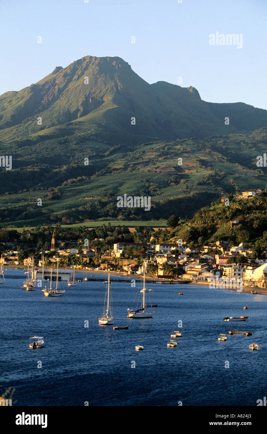 Francia, isola di Martinica, Saint-Pierre città accanto a Montagne Pelée (vulcano) Foto Stock