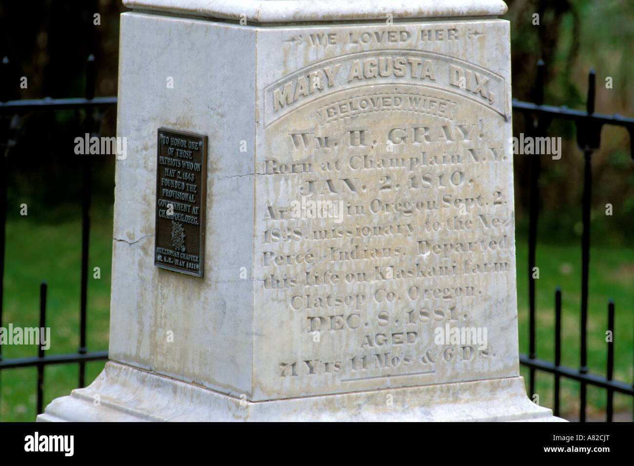 Lapide in Pioneer Cemetery a Whitman missione Whitman mission Sito Storico Nazionale Walla Walla Washington Foto Stock