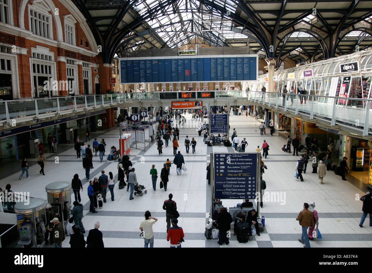 Dalla stazione di Liverpool Street, London Inghilterra England Foto Stock