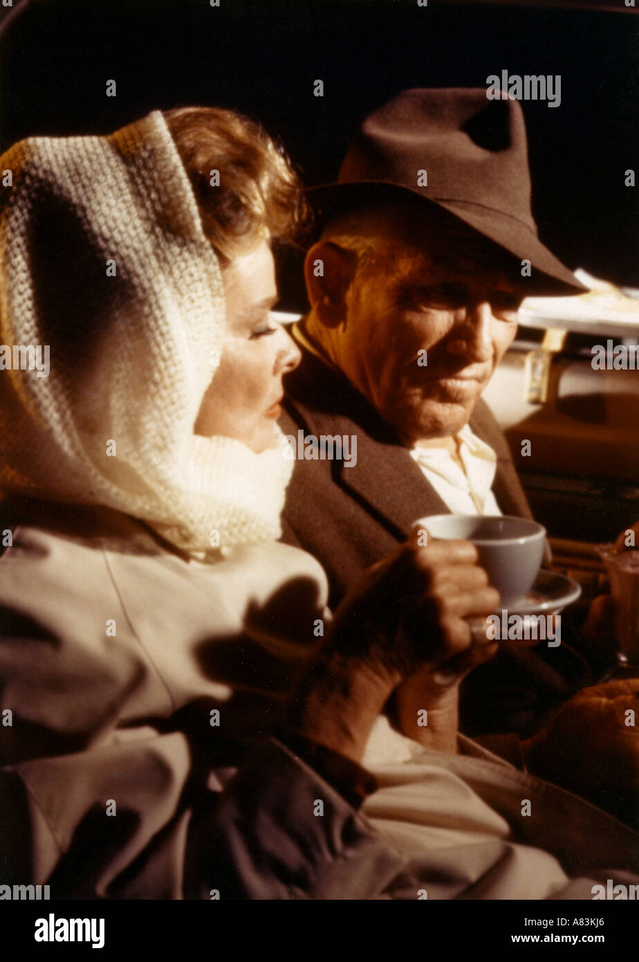 Indovina chi viene a cena 1967 Columbia film con Katherine Hepburn e  Spencer Tracy Foto stock - Alamy