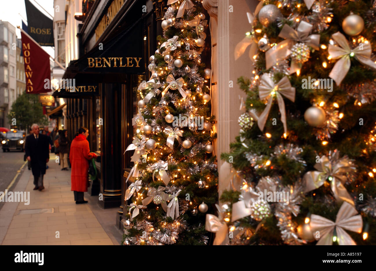 Bond Street, negozi di designer a Natale Foto Stock