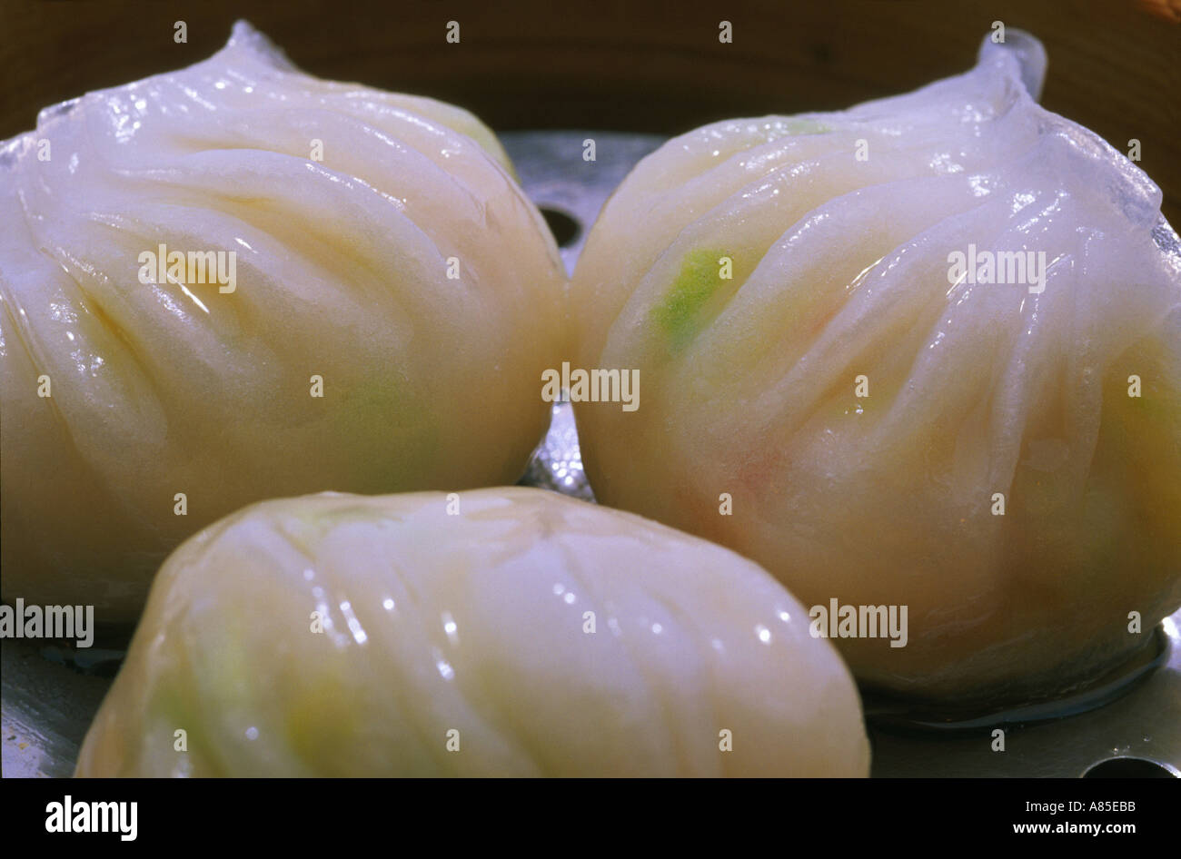 Gnocco al vapore con gamberi di carne e verdura da Deng Tai Feng Restaurant Taipei Taiwan Foto Stock