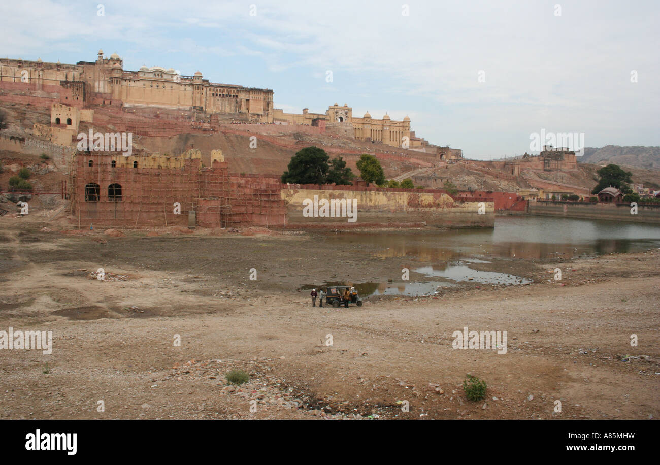 Forte Amer Jaipur, Rajasthan, India. Il sontuoso palazzo fu la residenza dei Rajput Maharajas e per le loro famiglie ed è una grande attrazione turistica. Foto Stock