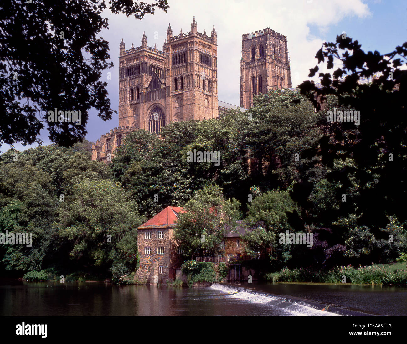 U K Gran Bretagna Inghilterra Durham Cathedral Fulling Mill fiume di usura Foto Stock