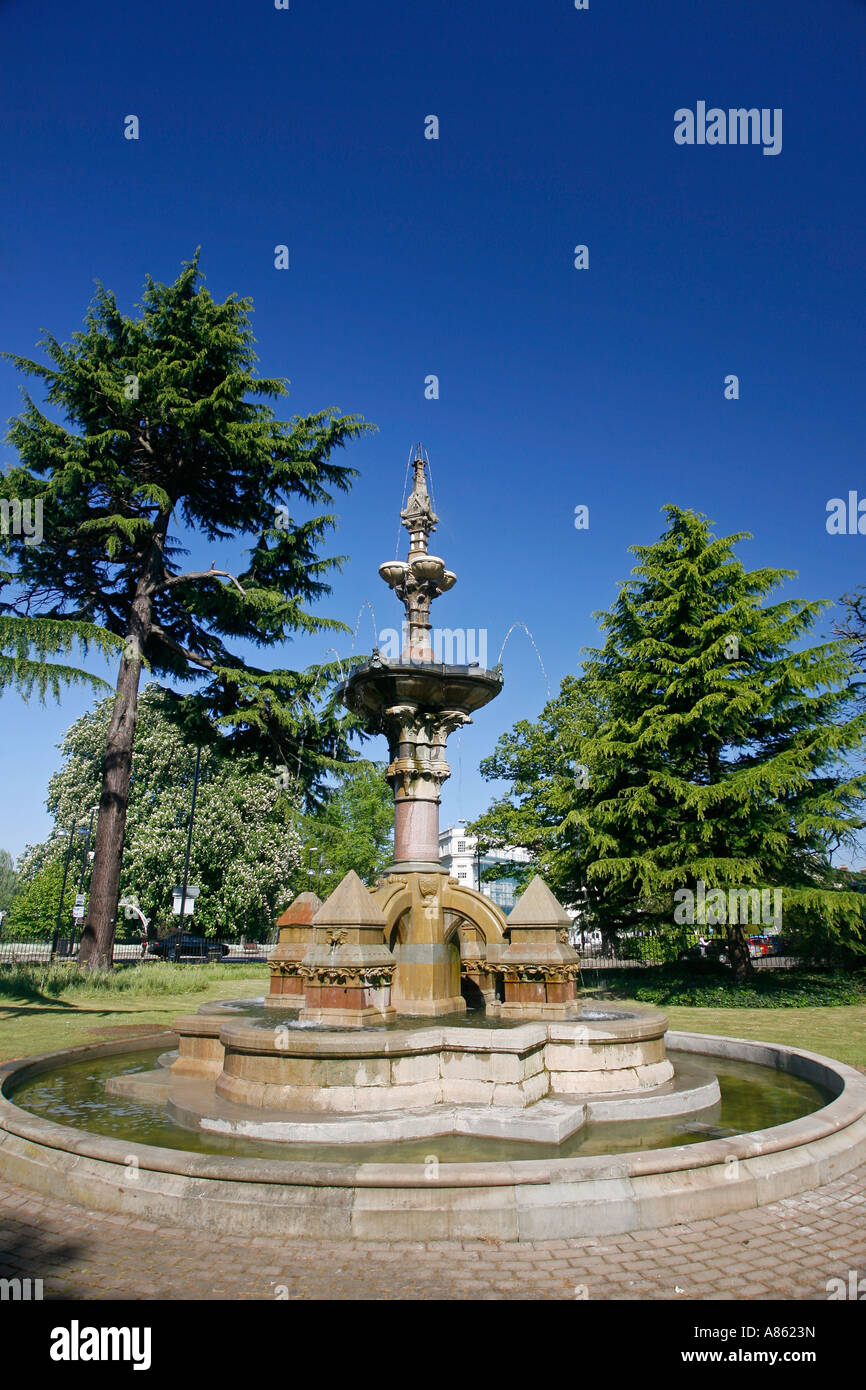 Fontana Hitchman Jephson Gardens Leamington Spa Warwickshire England Regno Unito Foto Stock