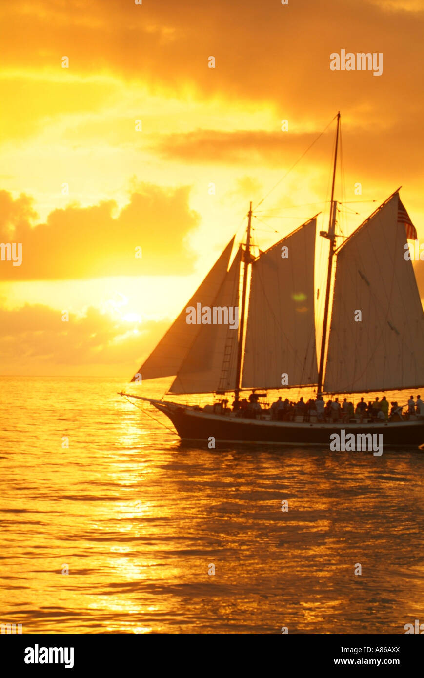 USA Florida Key West goletta a vela al tramonto Foto Stock