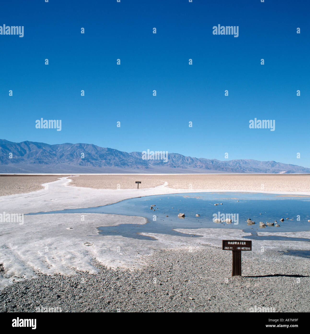 Badwater, il punto più basso negli Stati Uniti continentali a 282ft, Death Valley, California, Stati Uniti d'America Foto Stock