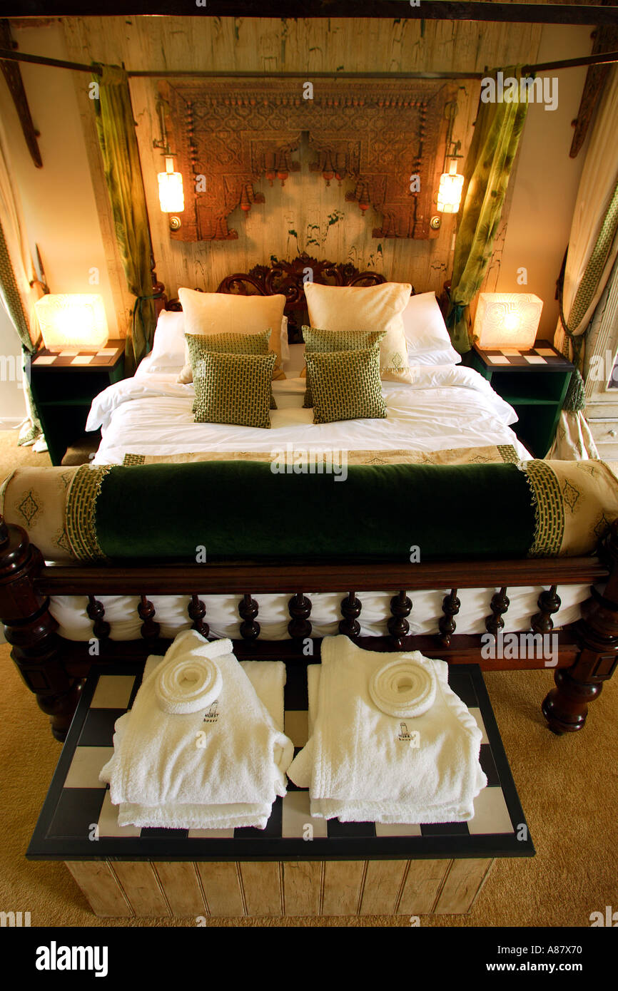 Una delle camere Hurst House Hotel vicino a Laugharne in Dyfed Galles posseduto dalla televisione Attore Neil Morrissey Foto Stock