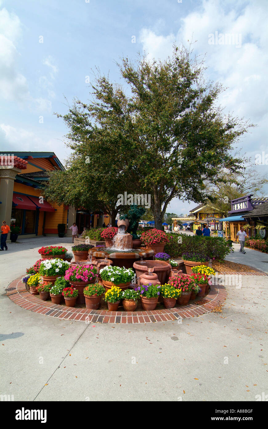 Disney Downtown un centro commerciale creato da Disney World e situato nell'area del parco a tema situato in Orlando Florida FL Foto Stock