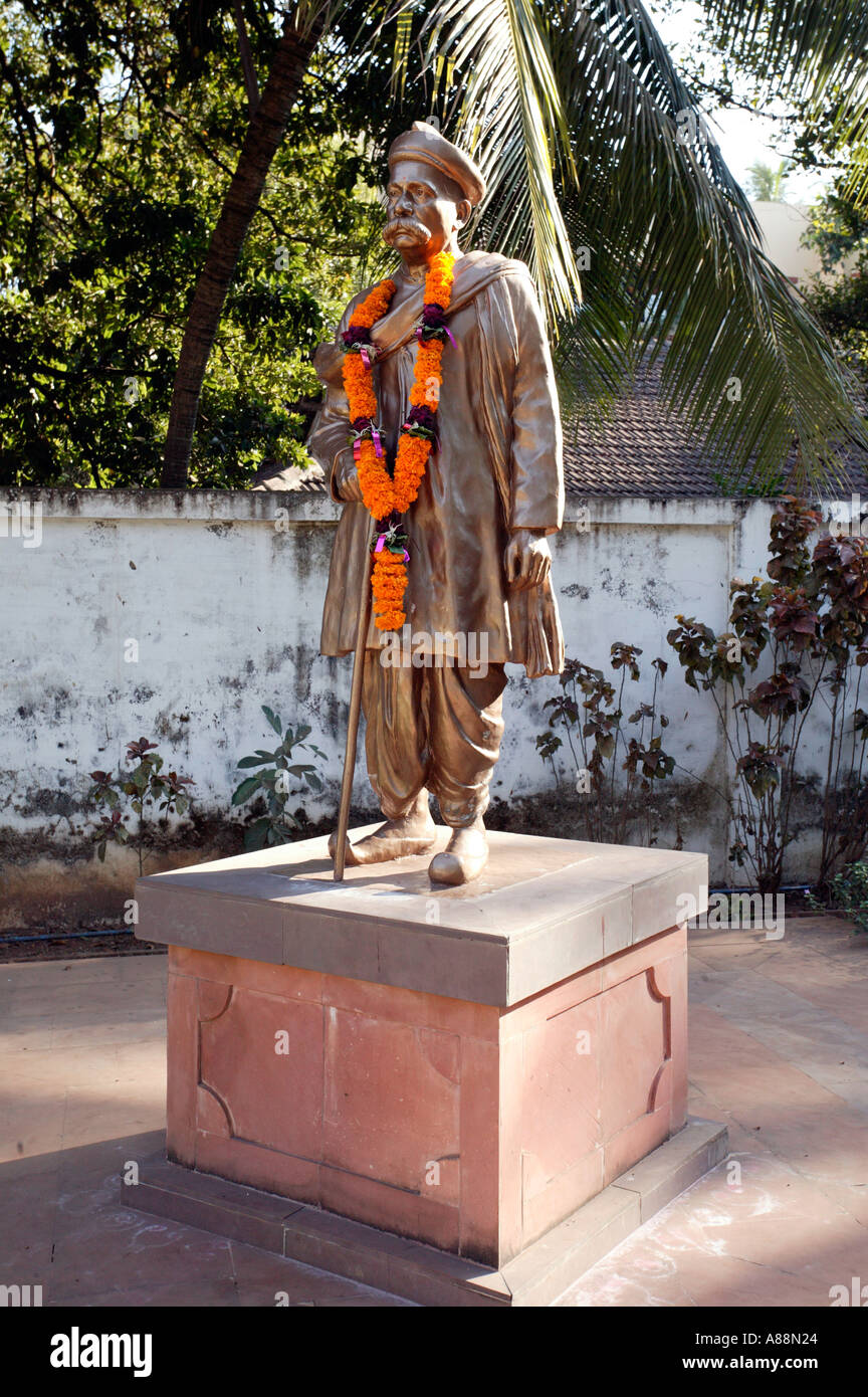 Statua di Indian Freedom Fighter Lokamanya Tilak Ratnagiri nello Stato di Maharashtra India Foto Stock