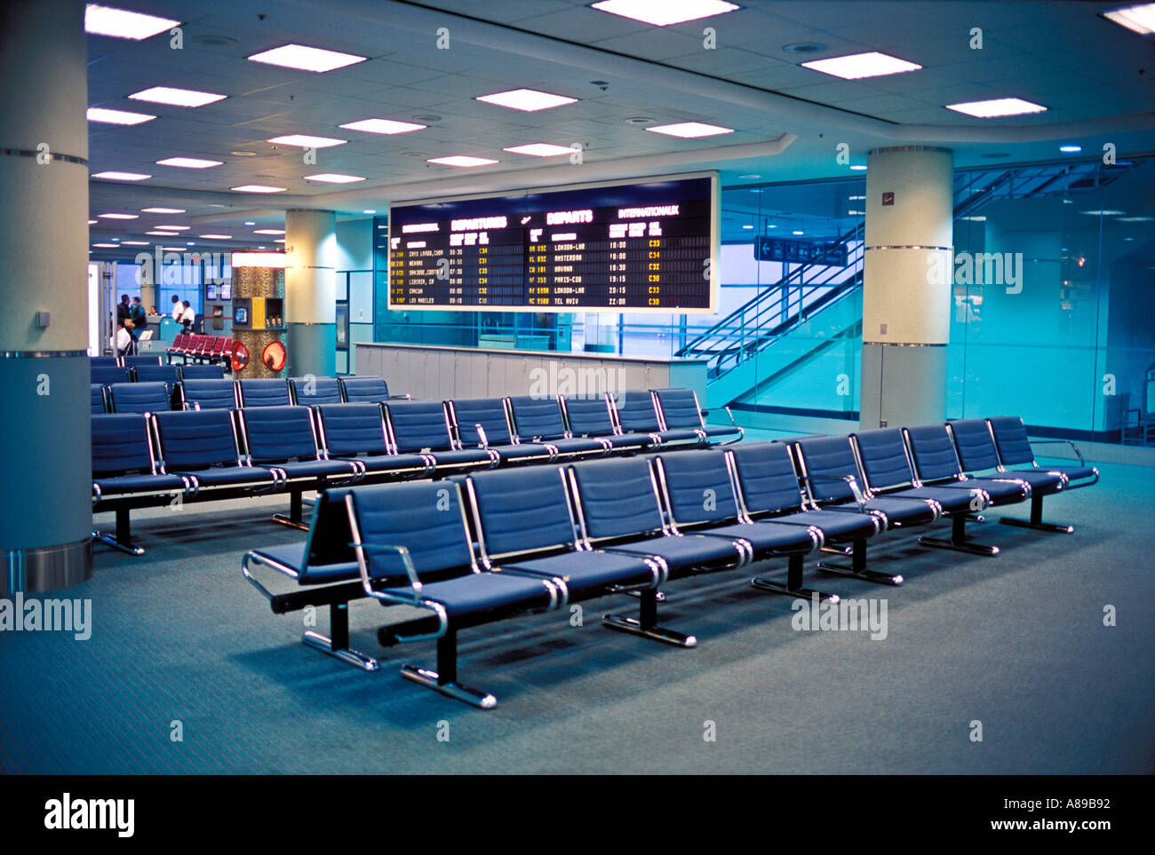 Canada Ontario Aeroporto Internazionale Pearson di Toronto vuoto lounge aeroportuale Foto Stock