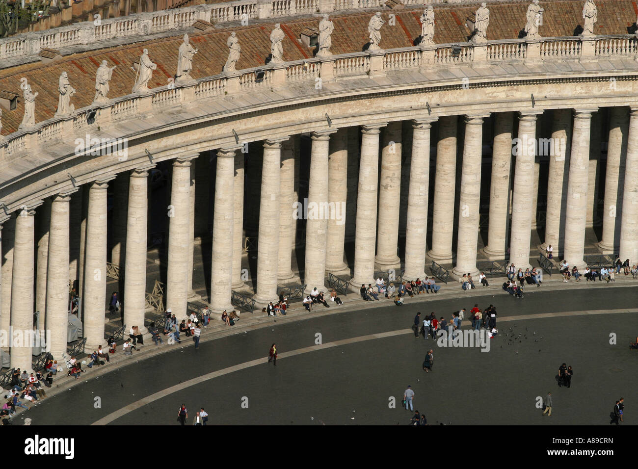 Elenco Statue Colonnato San Pietro Colonnato san pietro statue immagini e fotografie stock ad alta