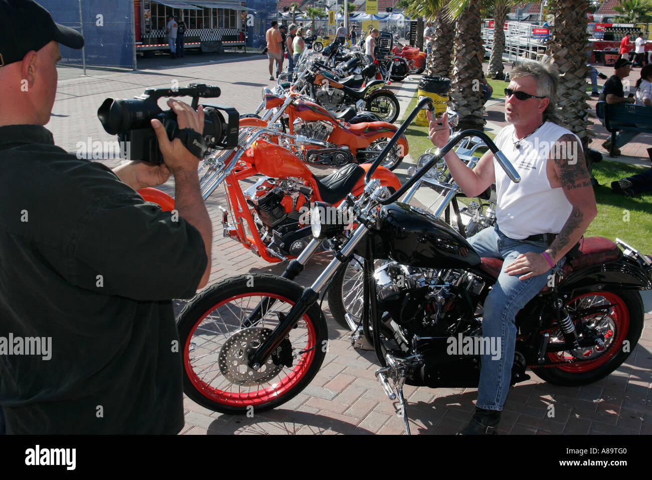 Daytona Beach Florida,circuito Internazionale,Fan zone,Bike Week,moto motociclette,evento,celebrazione,annuale,piloti,proprietari,esposizione ciclistica personalizzata,Cam Foto Stock