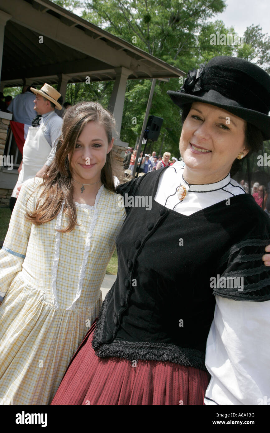 Alabama Marbury, Confederate Memorial Park, Guerra civile, adulti donna donna donne donna donne donna donna donna donna donna donna donna donna donna donna donna, rienactor, gioco di ruolo, atto, costume, costume d'epoca, Grand Foto Stock