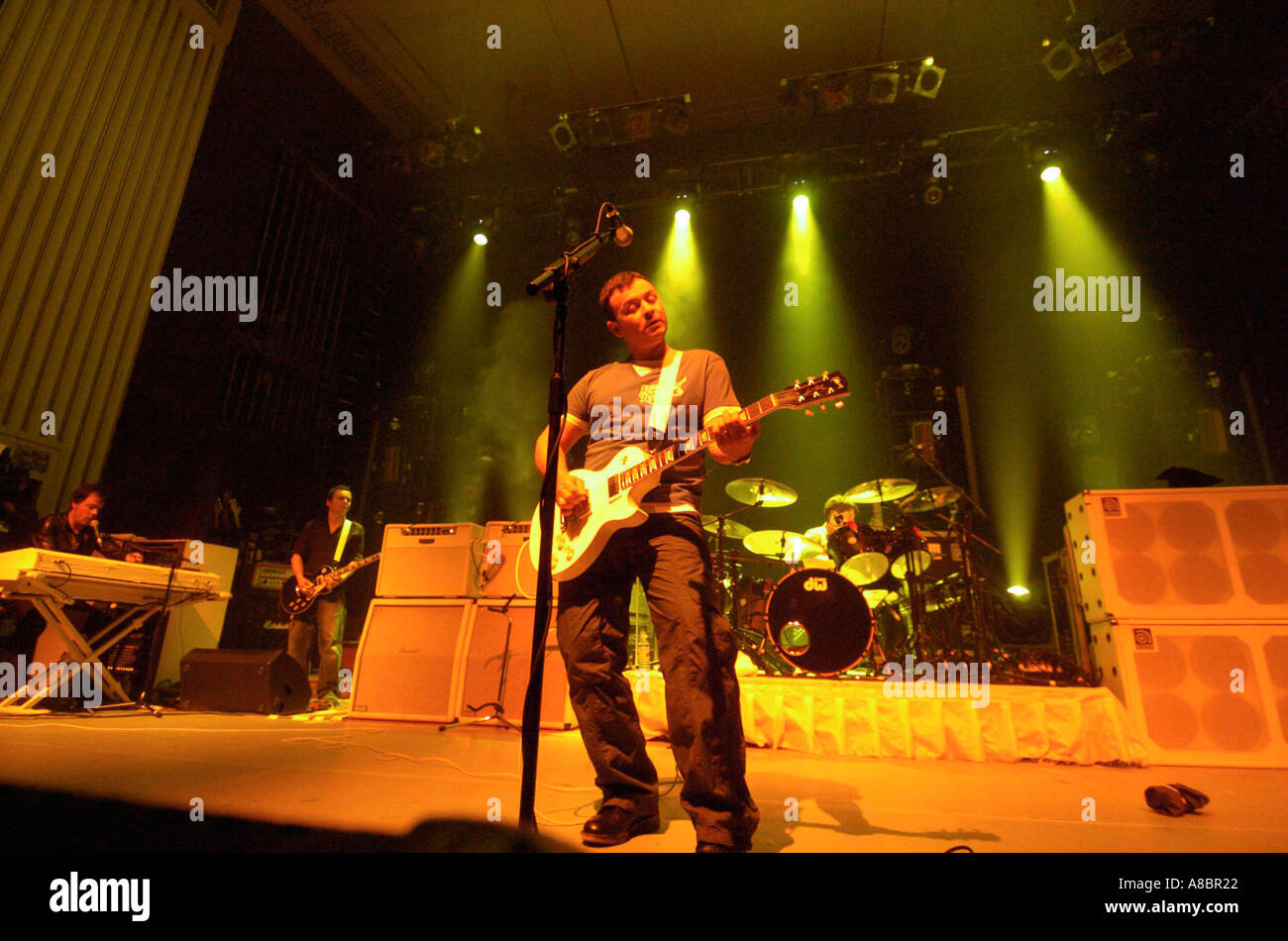 James Dean Bradfield manic street predicatori Brangwyn Hall Swansea Galles del Sud Foto Stock