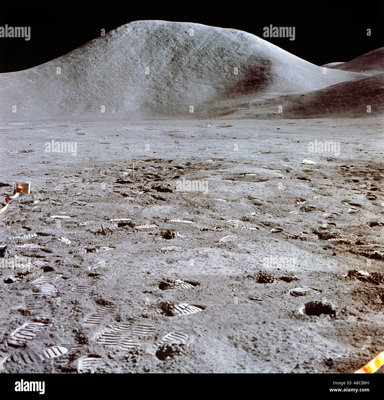 Luna superficie astronauti Bootprints in terra lunare Foto Stock