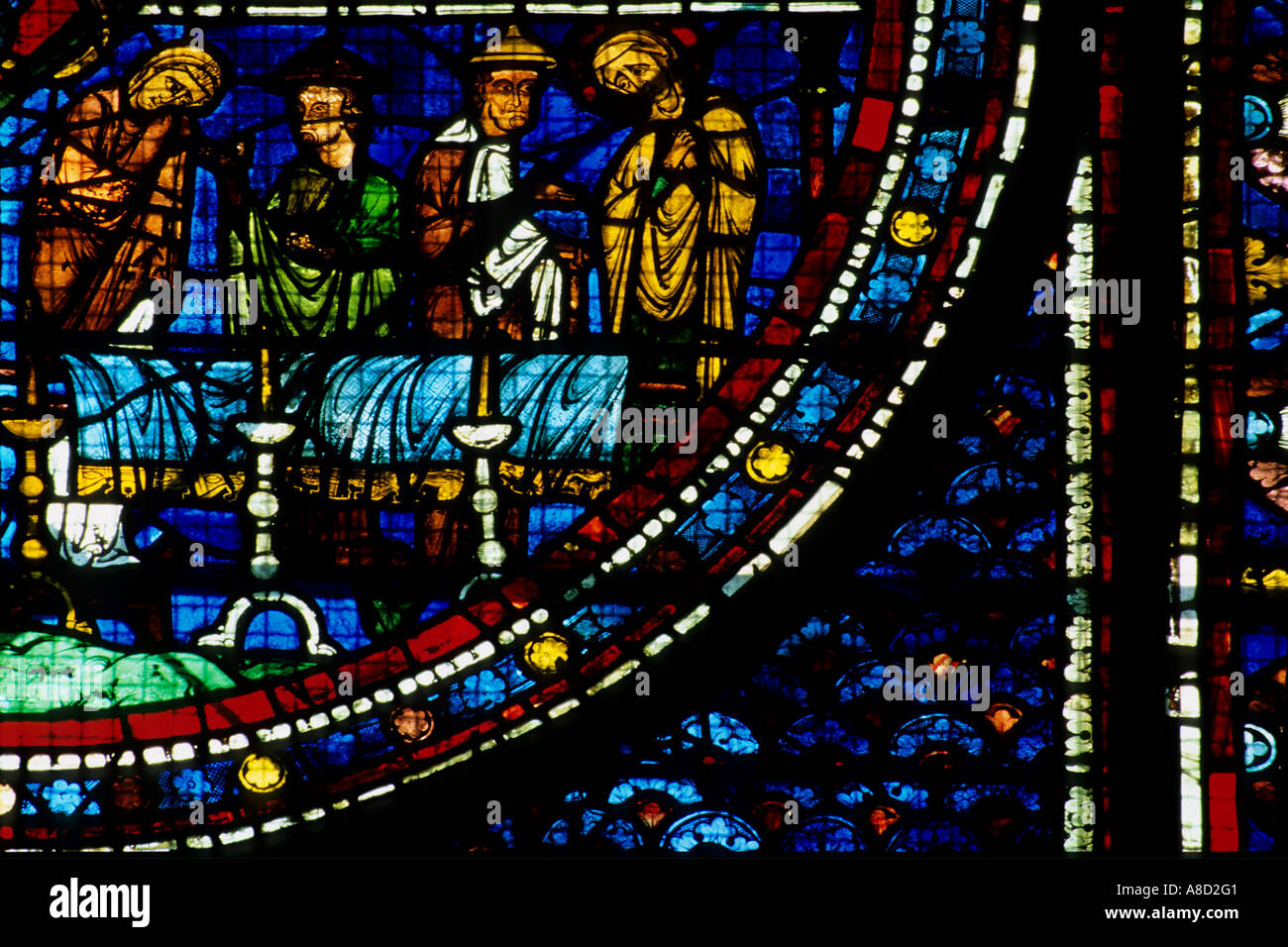 La cattedrale di Chartres il vetro macchiato di Maria Maddalena la finestra con i dettagli del pannello del XIII secolo il vetro Chartres Francia Europa Foto Stock