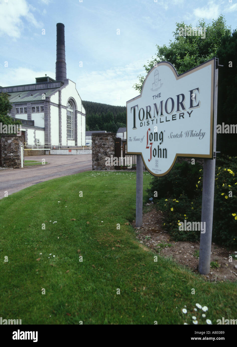 distilleria dh Tormore SPEYSIDE MORAY Distillery edifici Long John malt Whisky Trail scozia Highlands scozzesi whisky Foto Stock